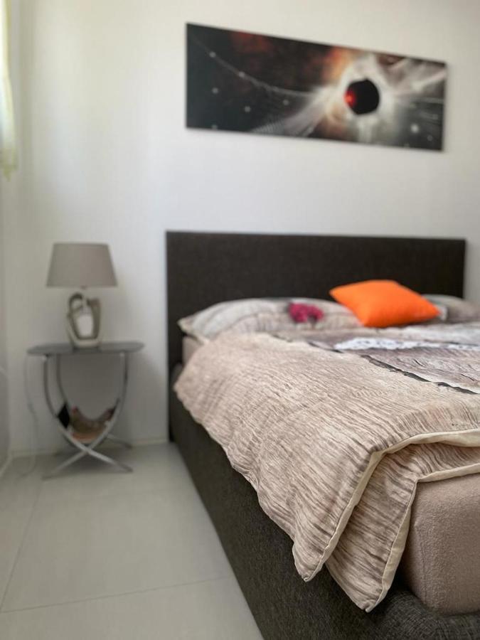 Apartman Lodenica Пьештяни Экстерьер фото