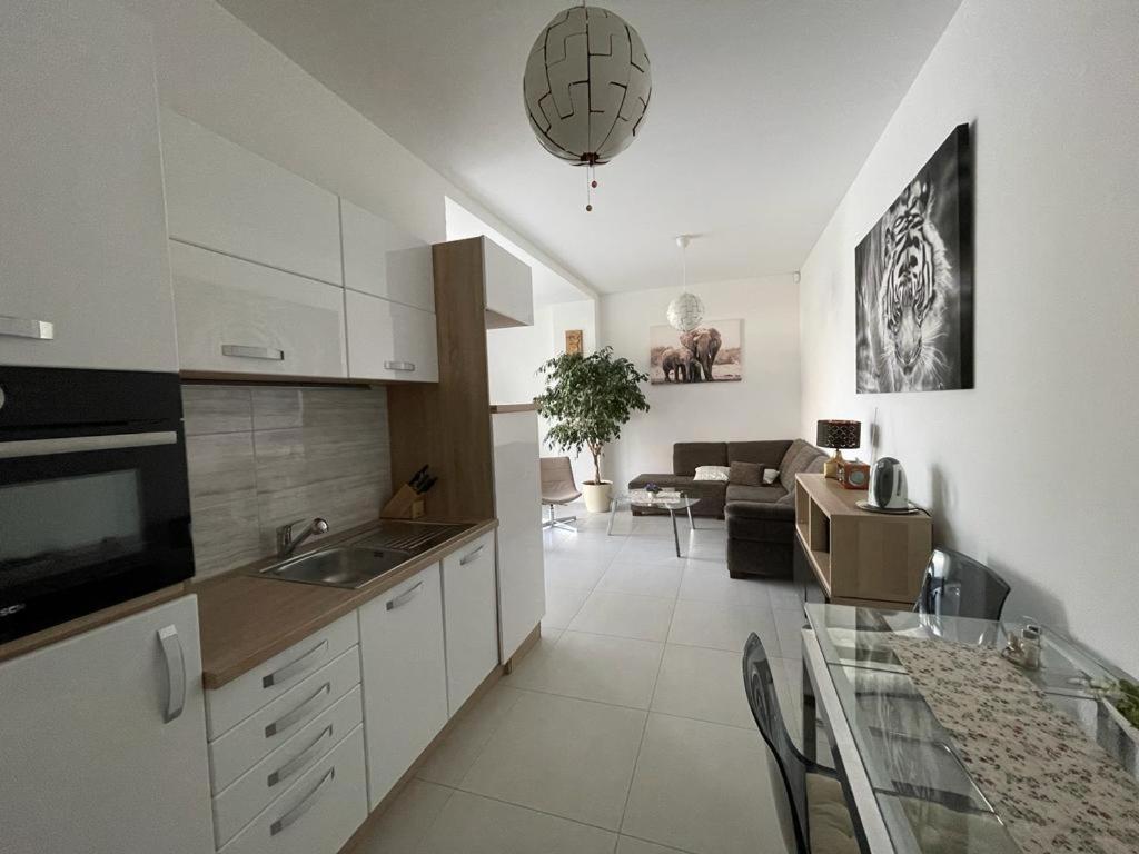 Apartman Lodenica Пьештяни Экстерьер фото